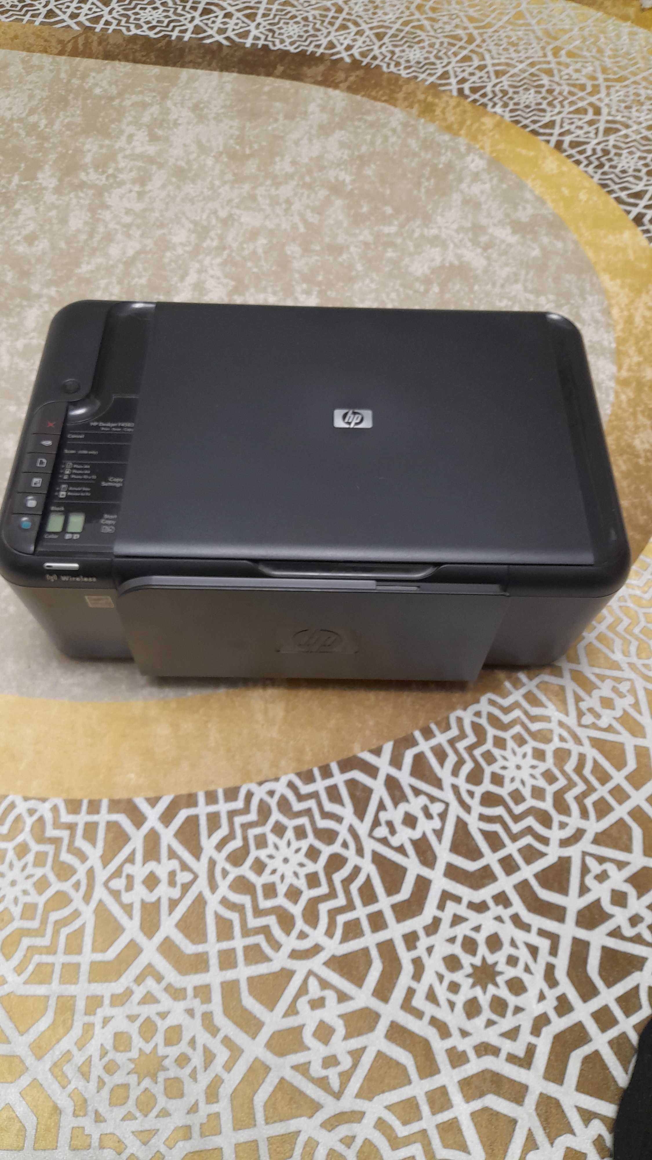 Принтер струйный 3 в 1 HP Deskjet F4583