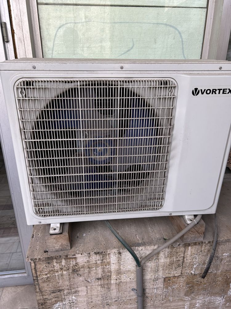 Aer conditionat inverter VORTEX 24000 BTU