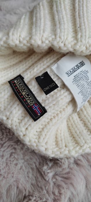 Caciula UNiSEX din colectia Napapijri unisex