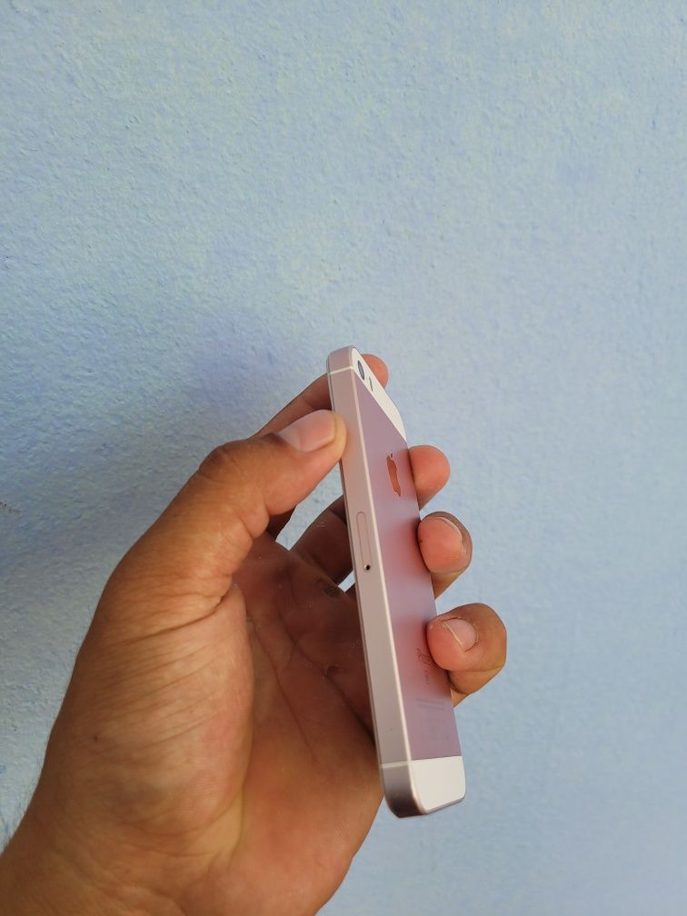 Iphone 5 se 32 gb