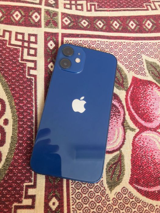 Продам айфон 12 мини