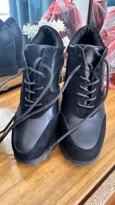 Туфли осенние на платформе