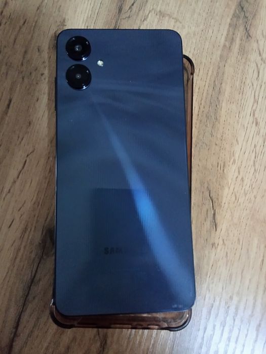 Срочно продам телефон Samsung Galaxy a06