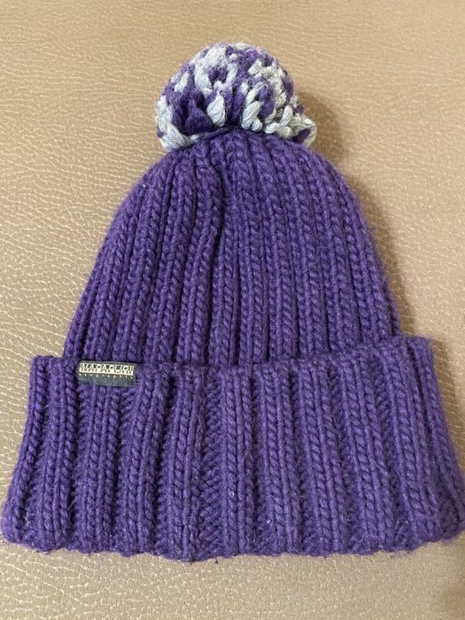 Оригинални мъжки шапки NAPAPIJRI и EISBAR