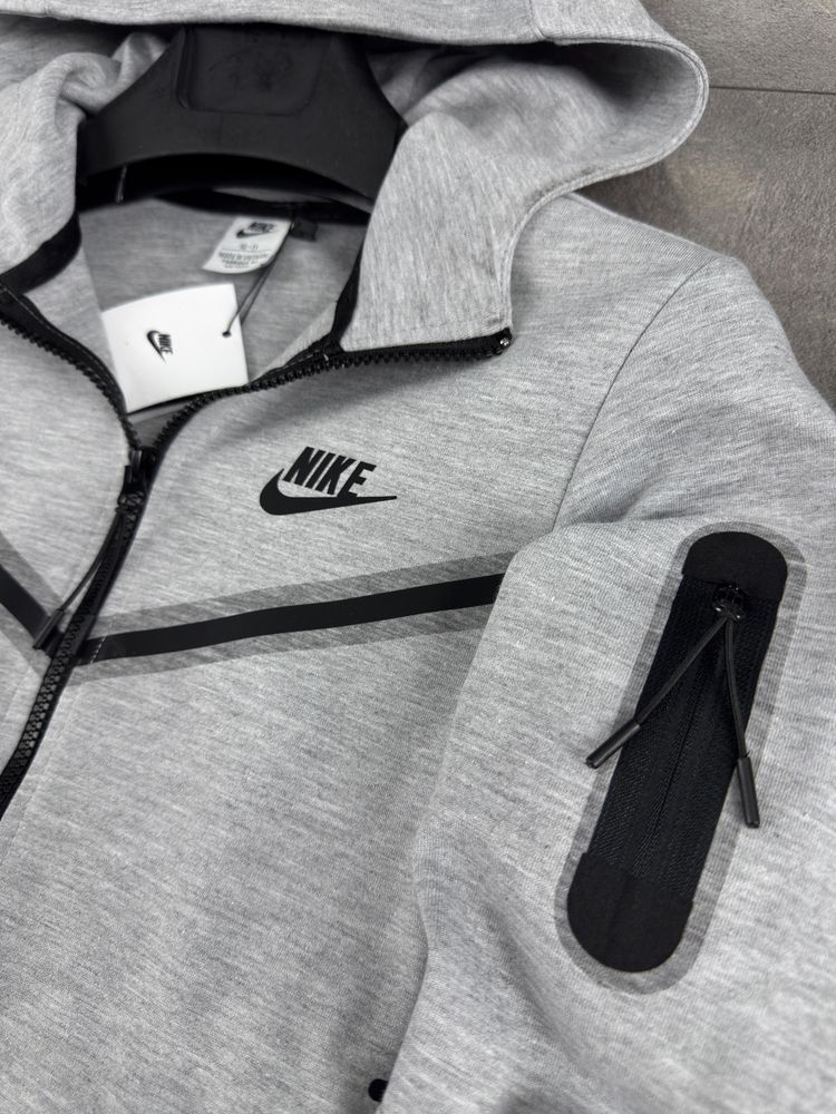 Детски памучен екип Nike Tech Fleece