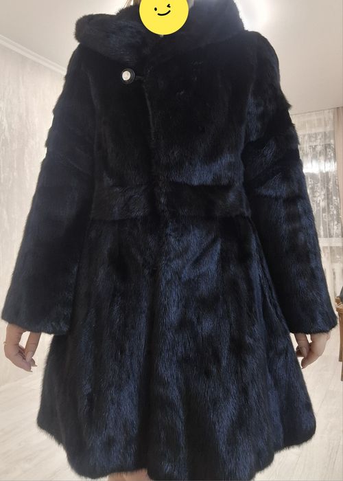 Продам норковую шубу 60 000