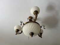Lustra vintage cu 3 brate, bronz antic cu abajur din sticla Galle