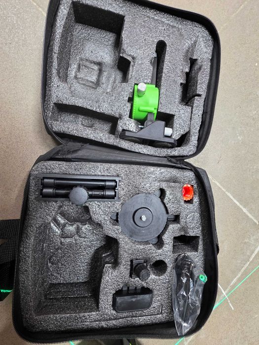 Nivelă laser Weytoll cu 16 linii