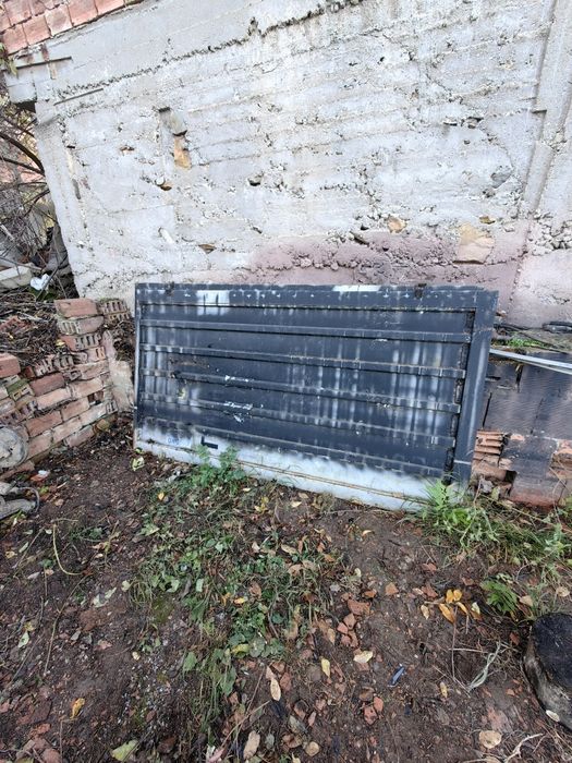 Врата за гараж  .