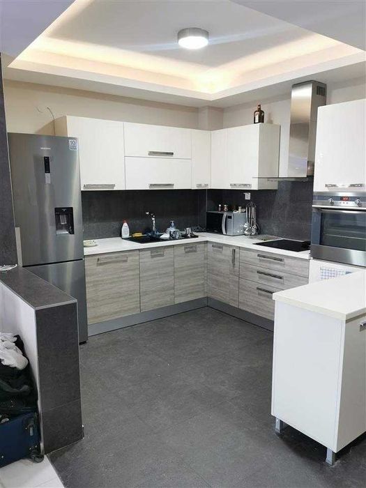 Дава се под наем Двустаен апартамент в Бургас, Славейков - 63 кв.м за 229.5 € - Снимка #1