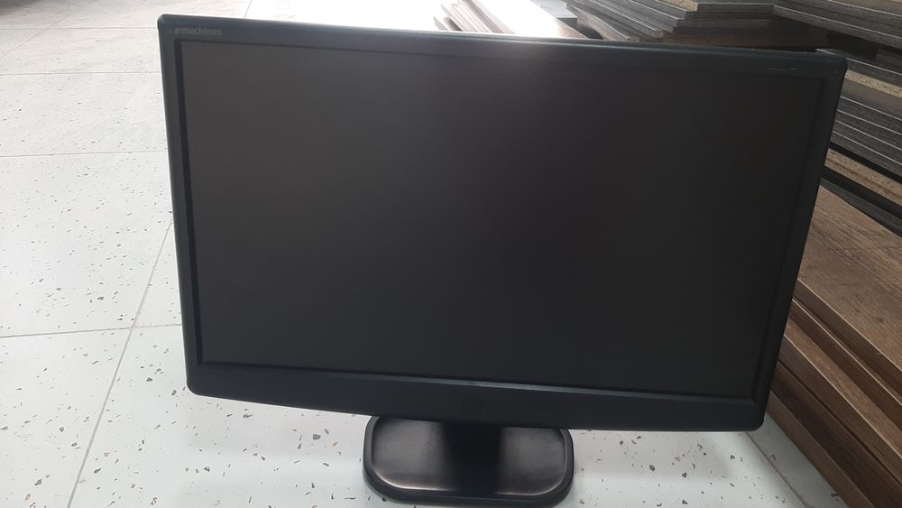 Продам мониторы б/у