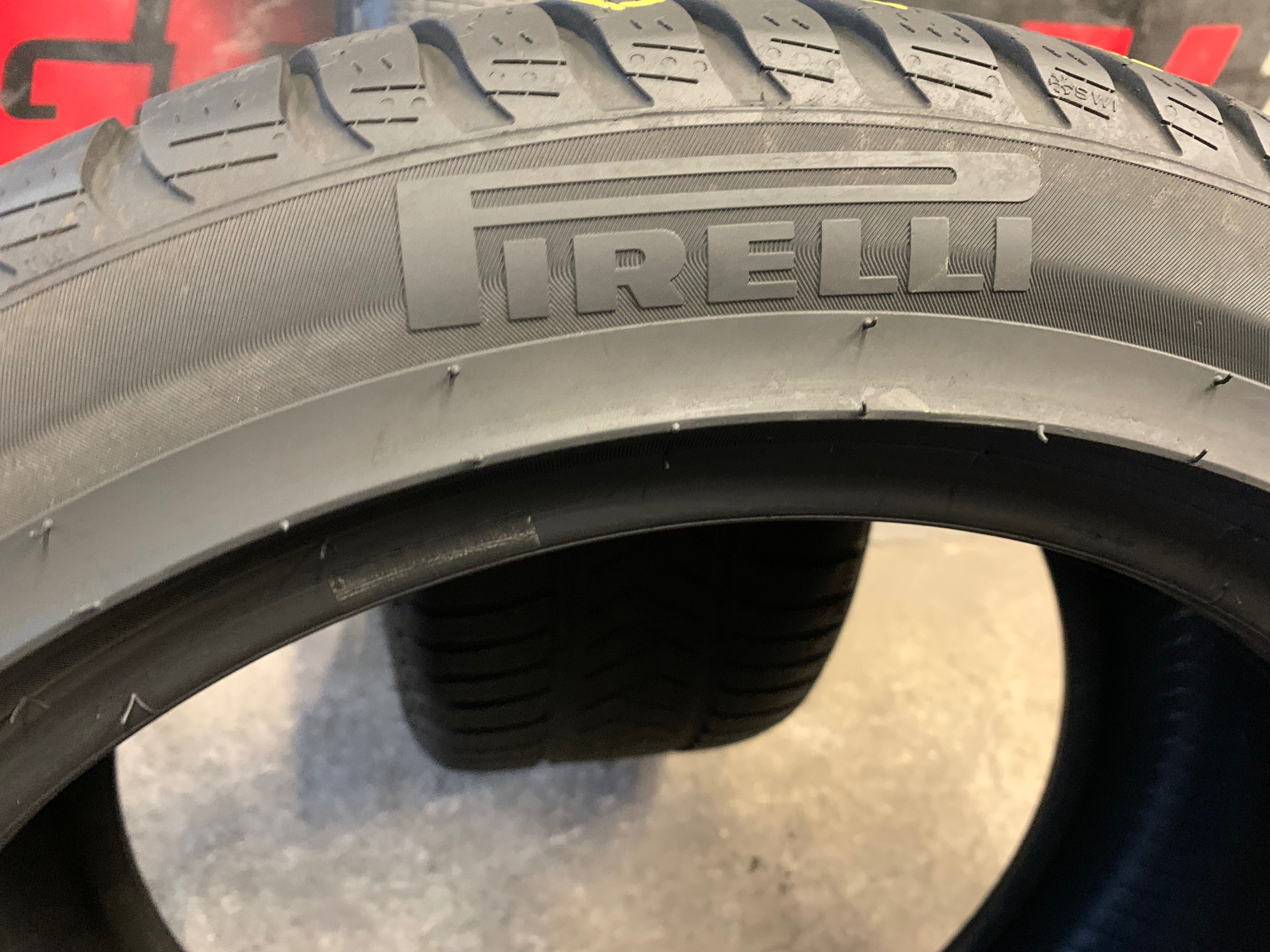 275 40 18, Зимни гуми, Pirelli SottoZero3, 2 броя