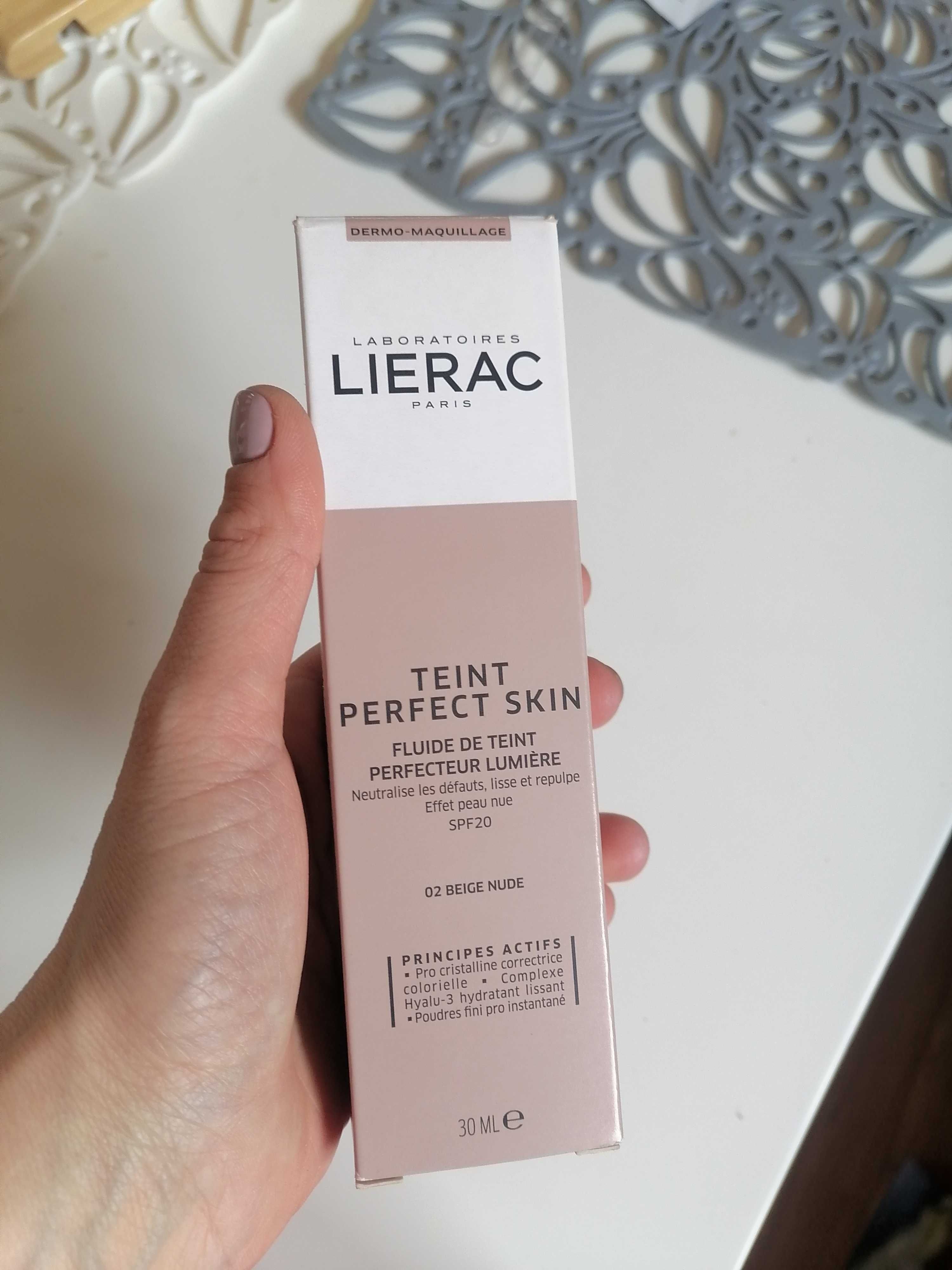 Декоративна козметика Lierac, Eyeko, Phase Zero