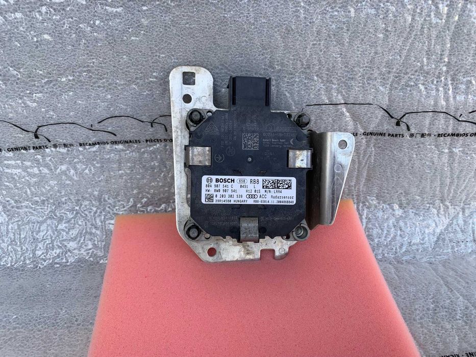 Senzor radar Distronic ACC Audi A4 A5 4M0907541