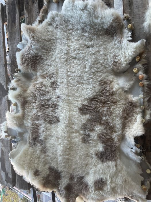 Агнешки кожи първо качество