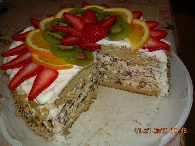 Домашние торты и пирожные пеку на заказ из свежих продуктов и фруктов.