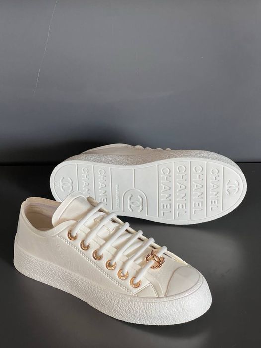 Adidasi Chanel noi !!! Marimi 36/40 !!!