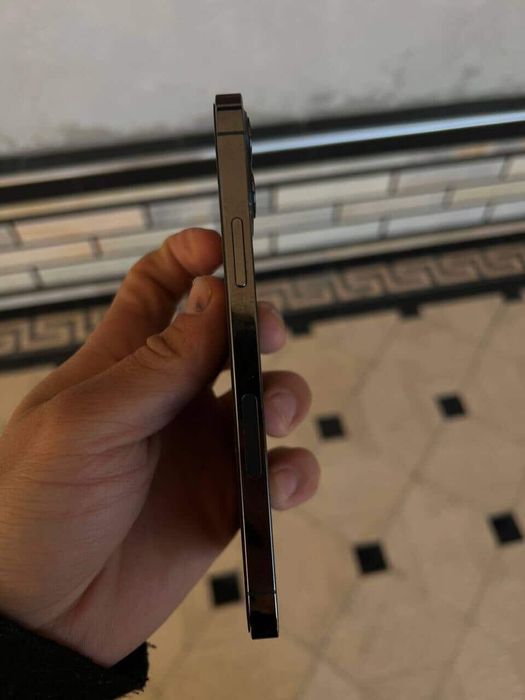 Iphone 12 Pro Holati zo'r