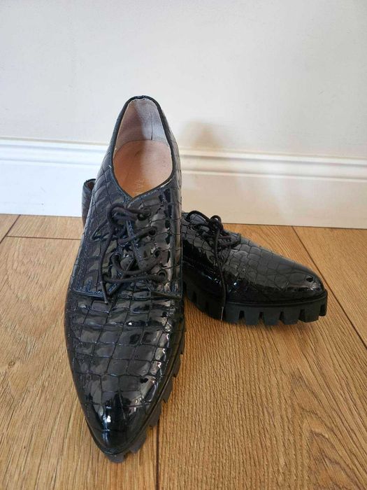 Дамски обувки и сандали размер 38