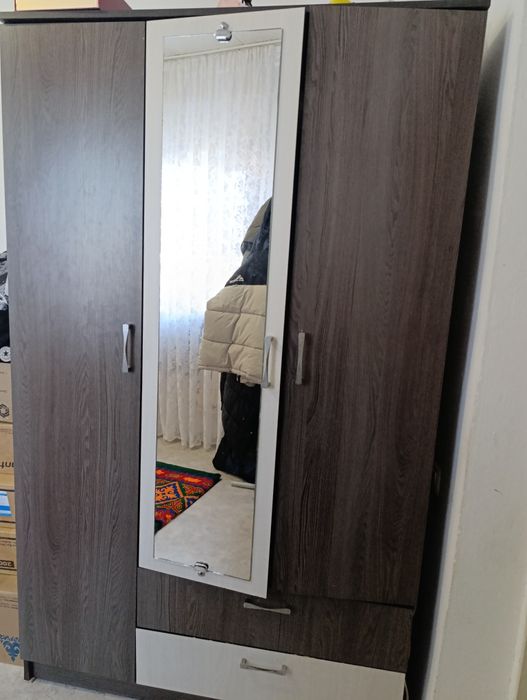 Шифоньер 3-х дверный