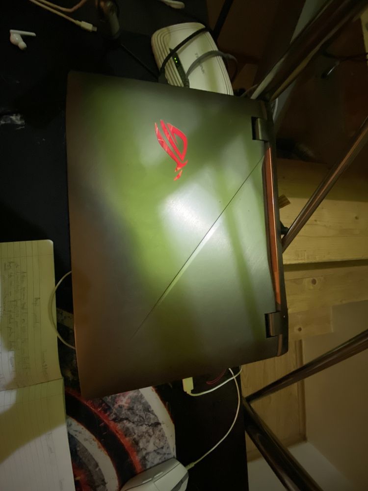 Laptop Asus Rog.