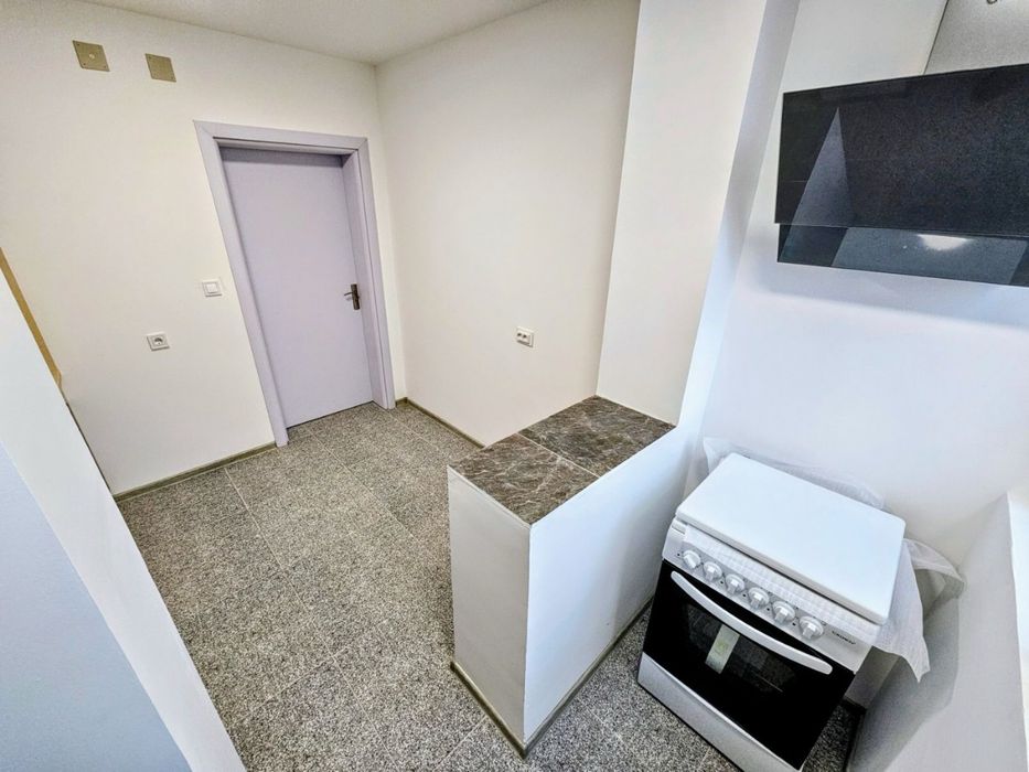 Апартамент в широк Център