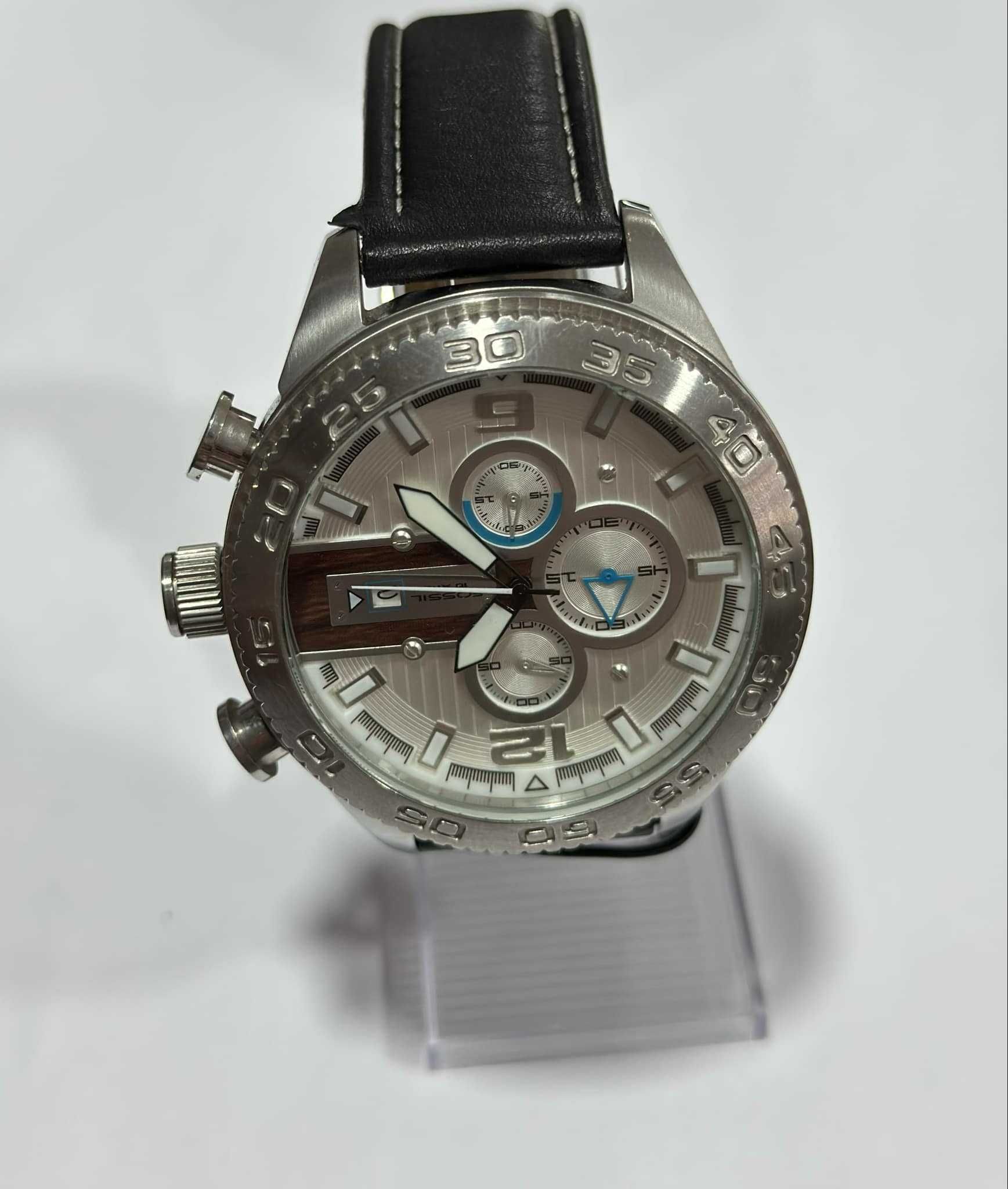 Часовник Fossil 251004