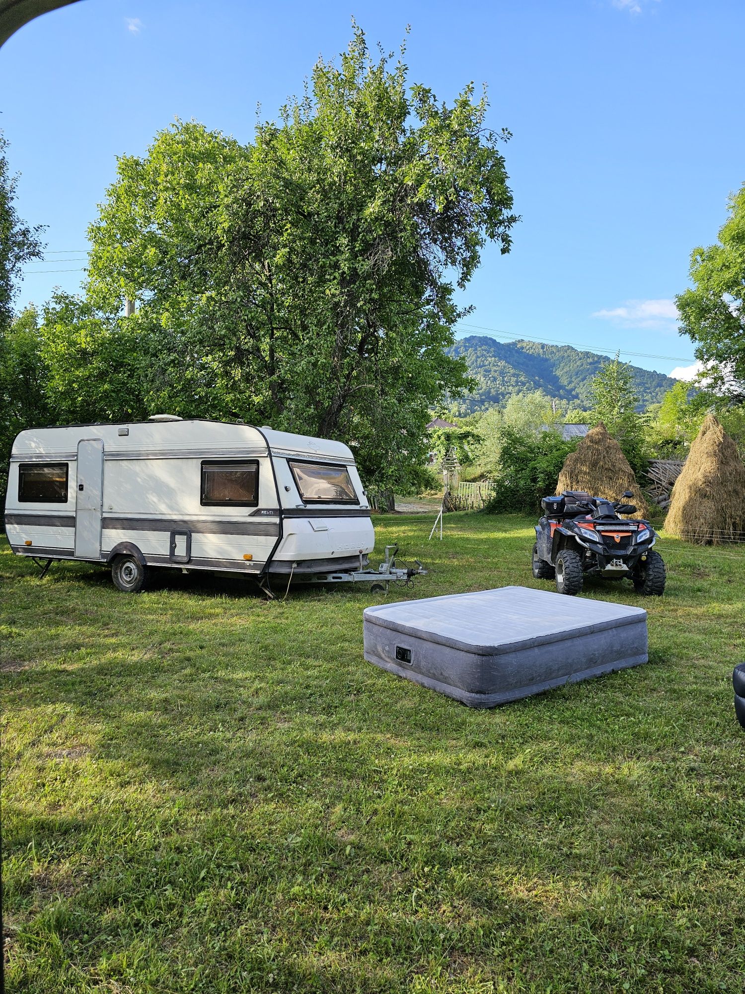 Închiriez rulotă Hobby 510t special (jubileum)
