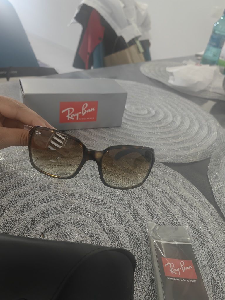 Ochelari de soare rayban