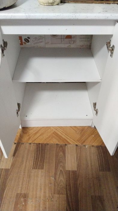 Продается кухонные шкафы