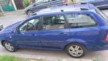 Vând Chevrolet Lacetti