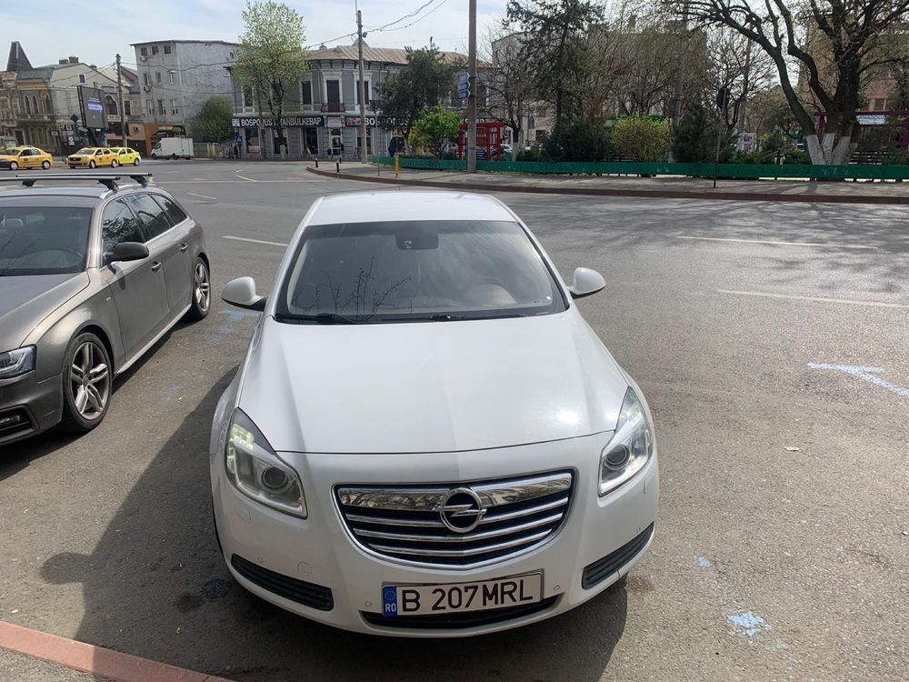 Opel insignia limusine aspirat