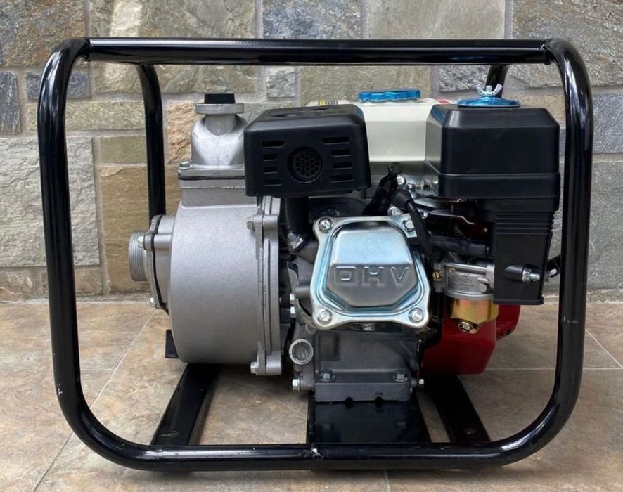 Водна помпа 4.8KW с 2 цола в ново състояние