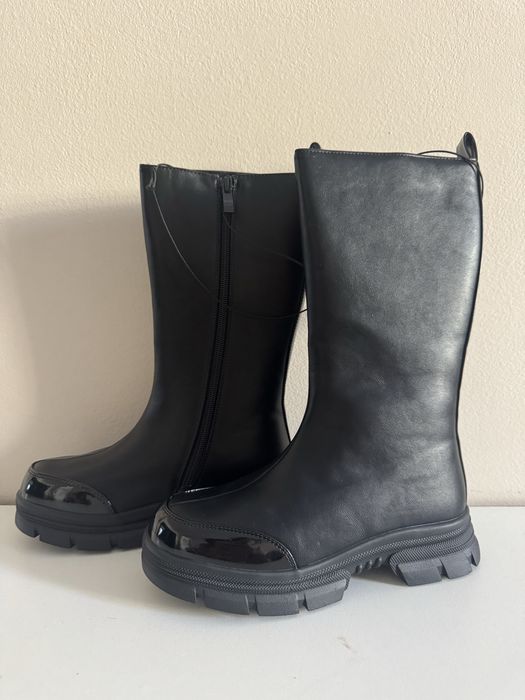 Зимние сапоги 35р