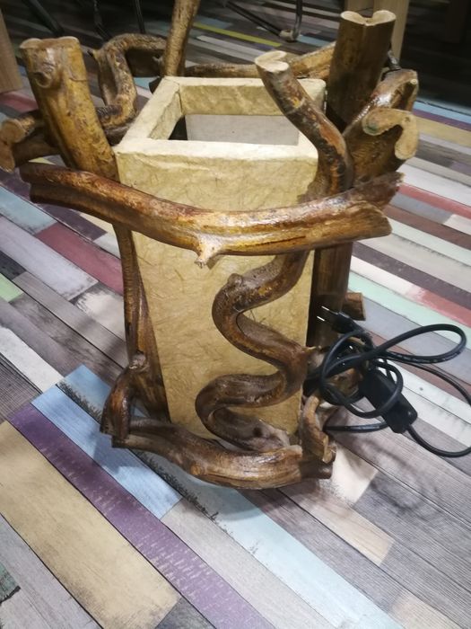Lampa lemn exotic