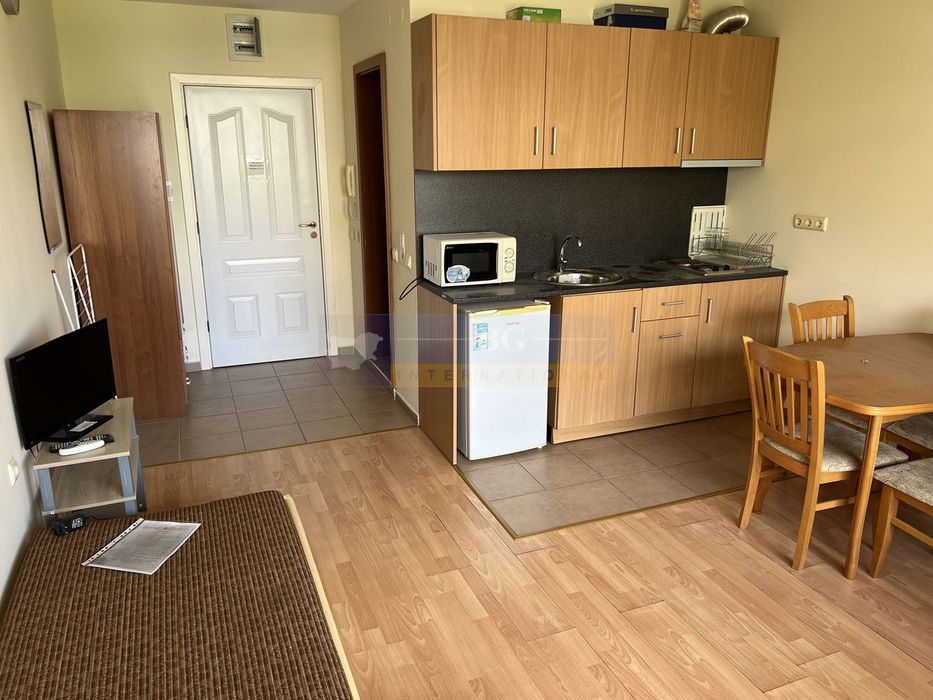 Продава се Едностаен апартамент в к.к. Слънчев бряг - 35 кв.м за 1140 €/кв.м - Снимка #8