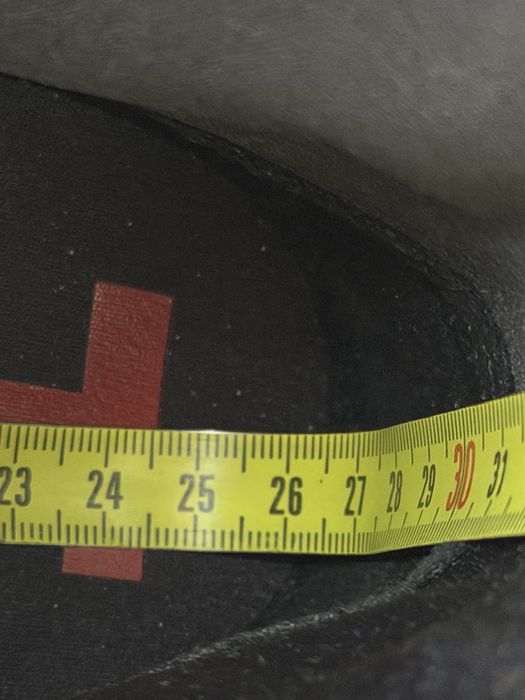 Hugo Fabyan ghete/bocanci din piele neagra marimea 41 noi originali