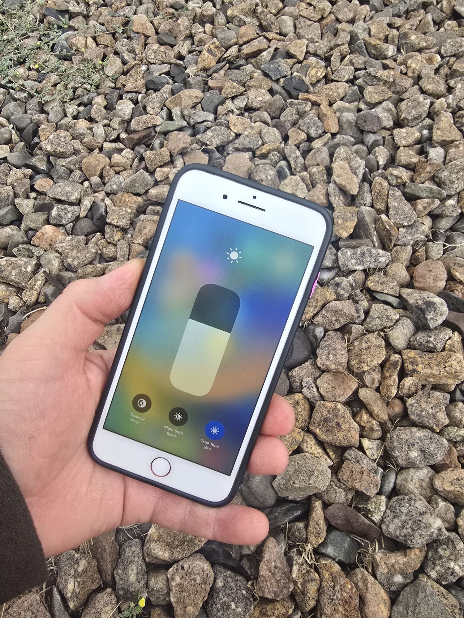 I phone 8 plus 64gb  internet