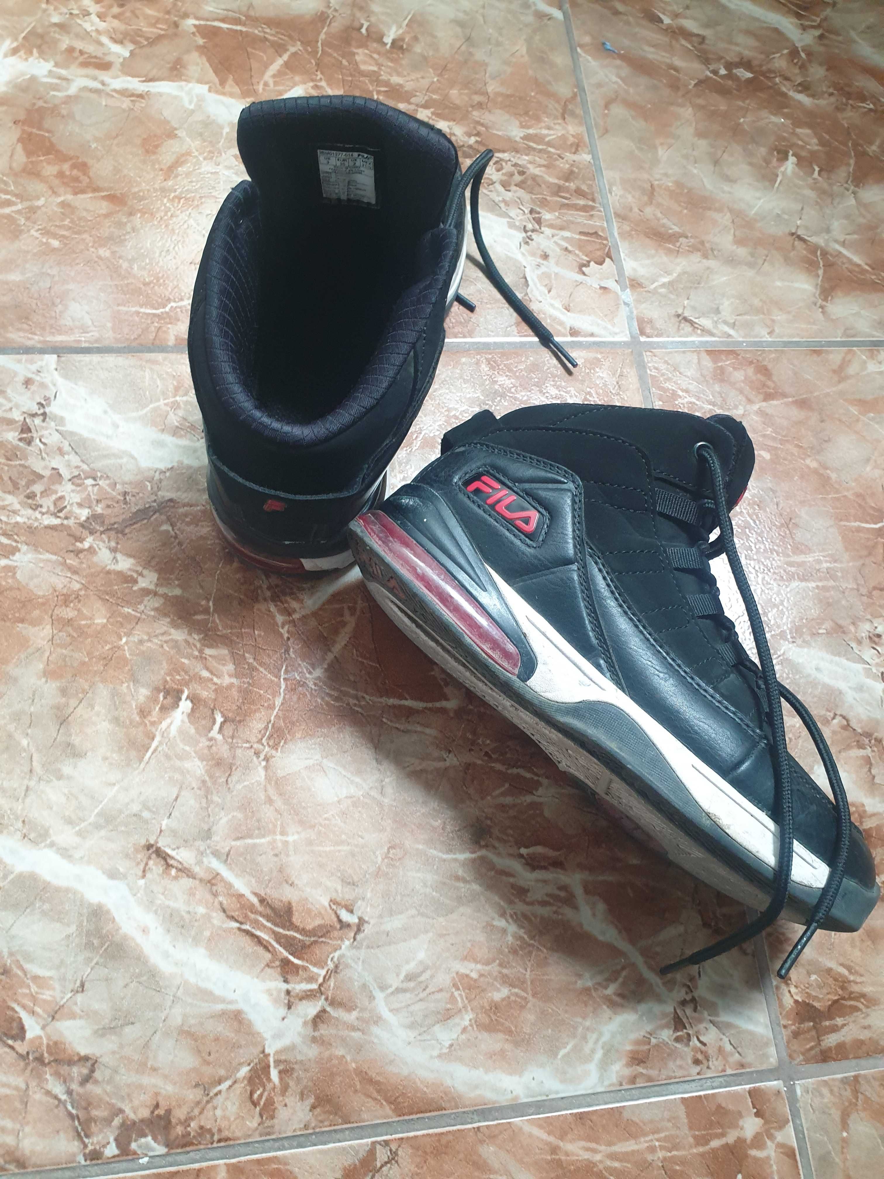 Adidasi Fila marimea 35,Zara