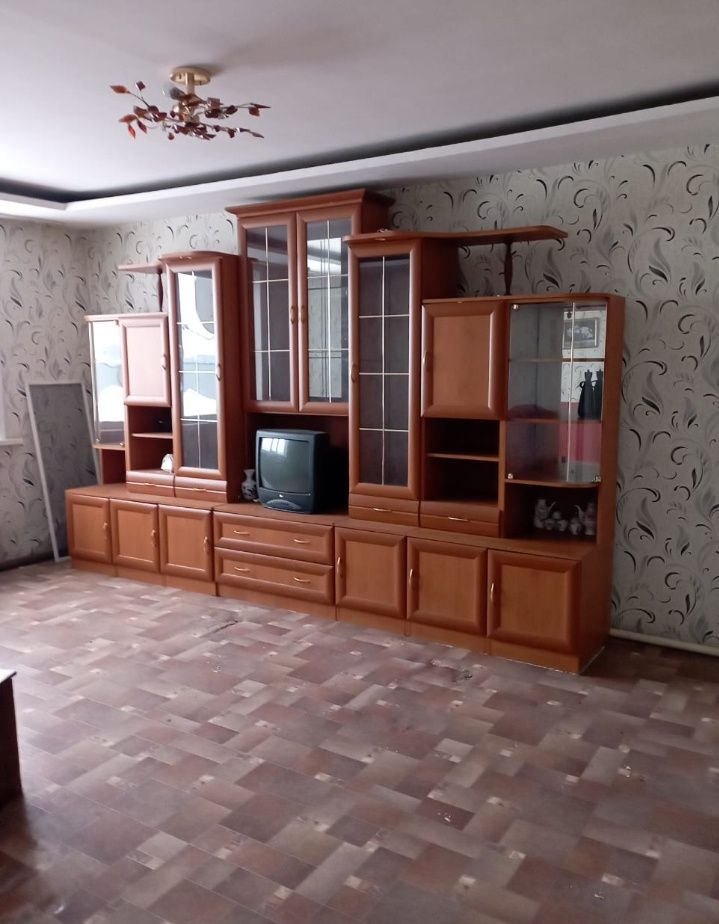 Продам стенку в отличном состоянии