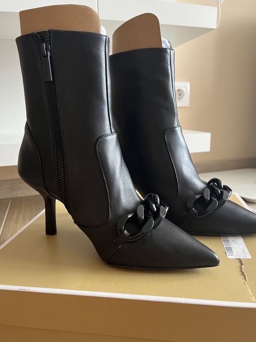 Кожени боти MICHAEL KORS нови