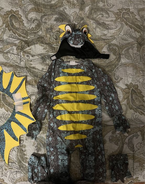 Продам новогодний костюм