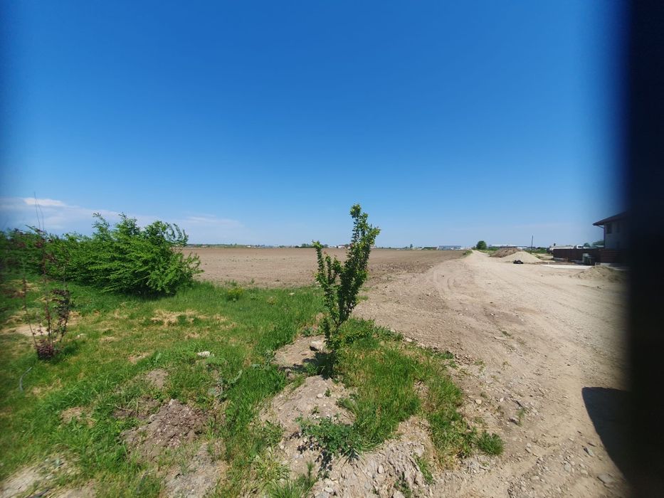 Direct Proprietar Vand teren intravilan langa Cartier Luna Balotesti