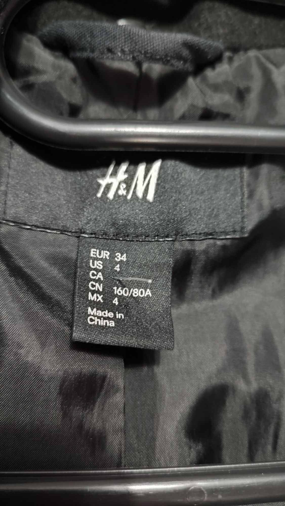 Vând Jachetă H&M