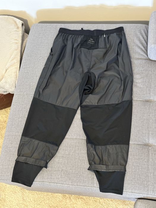 Pantaloni alergare Nike
