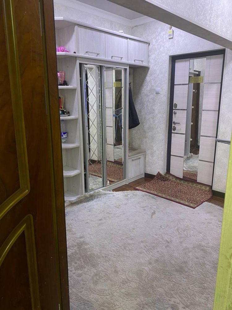 Продаётся 5 ти комнатная квартира Олмазор