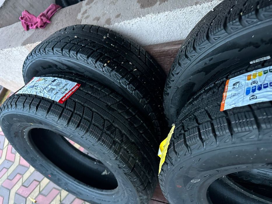 Vând 4 anvelope de iarnă 185.65.R15