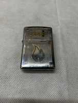 Vând 2 Brichete Zippo