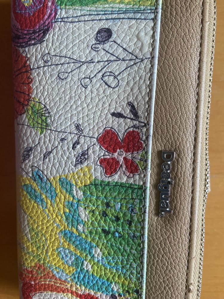 Оригинално портмоне Desigual