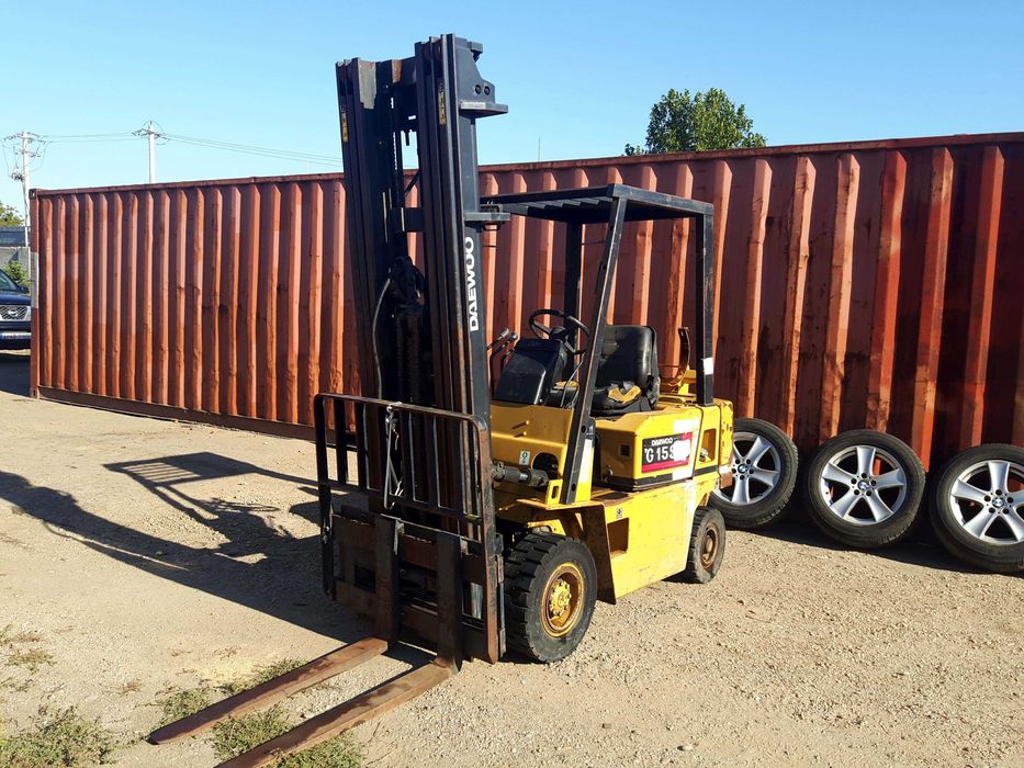 Motostivuitor DAEWOO diesel G15S, 1.5 tone, catarg triplex